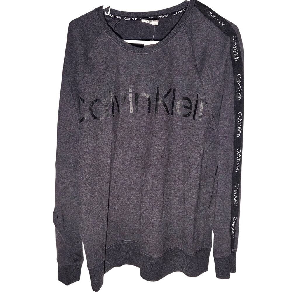 Stylish Calvin Klein Women's Black & Gray Long Sleeve Top
